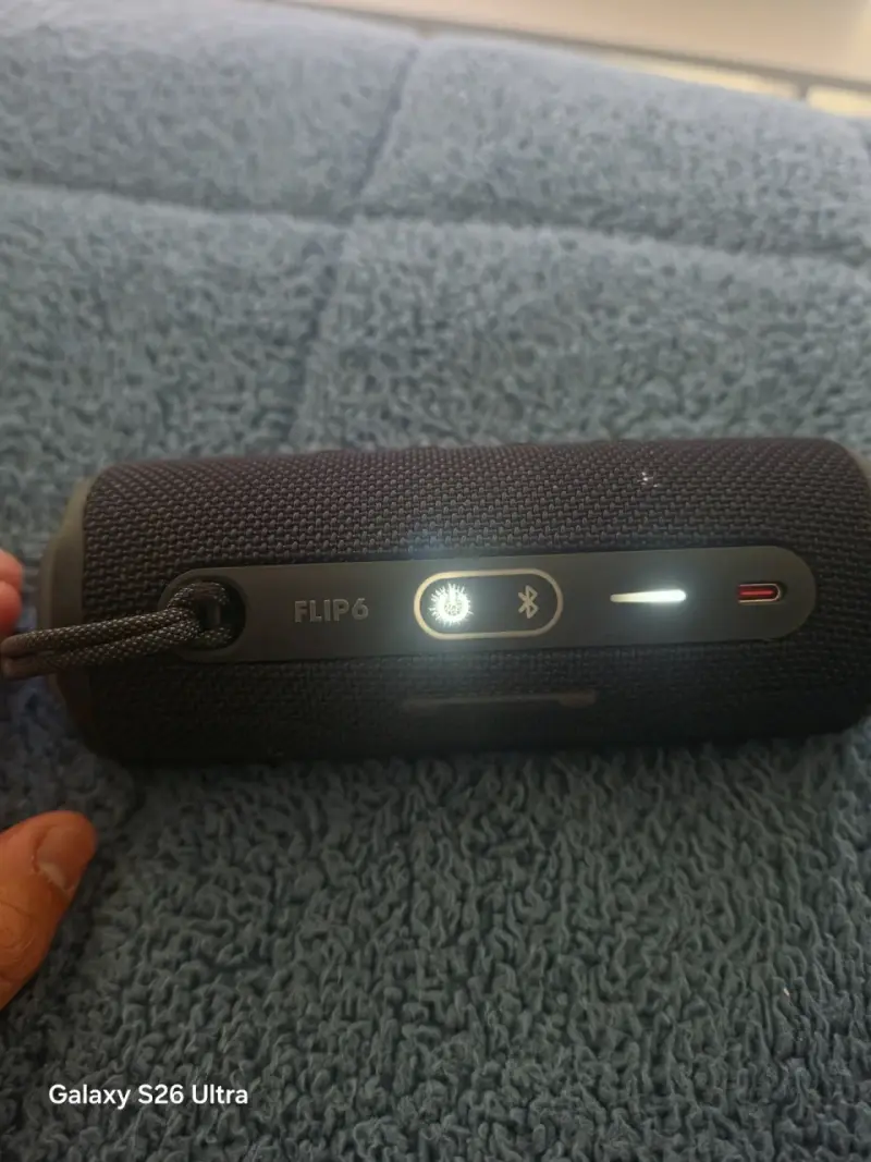 Parlante Bluetooth JBL Flip 6 portátil - 4