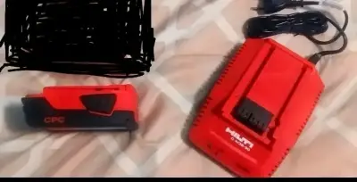 Cargador de batería Hilti C 4/36-90 y batería - miniatura 1