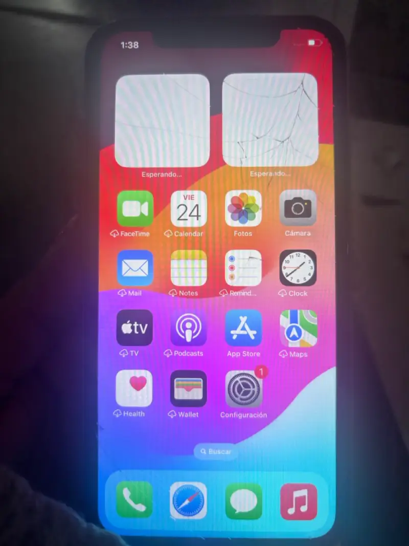 iPhone 11 Blanco en Buen Estado - 4