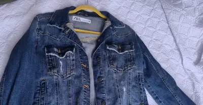 Chaqueta de mezclilla Zara para mujer - miniatura 2