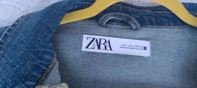 Chaqueta de mezclilla Zara para mujer - miniatura 4