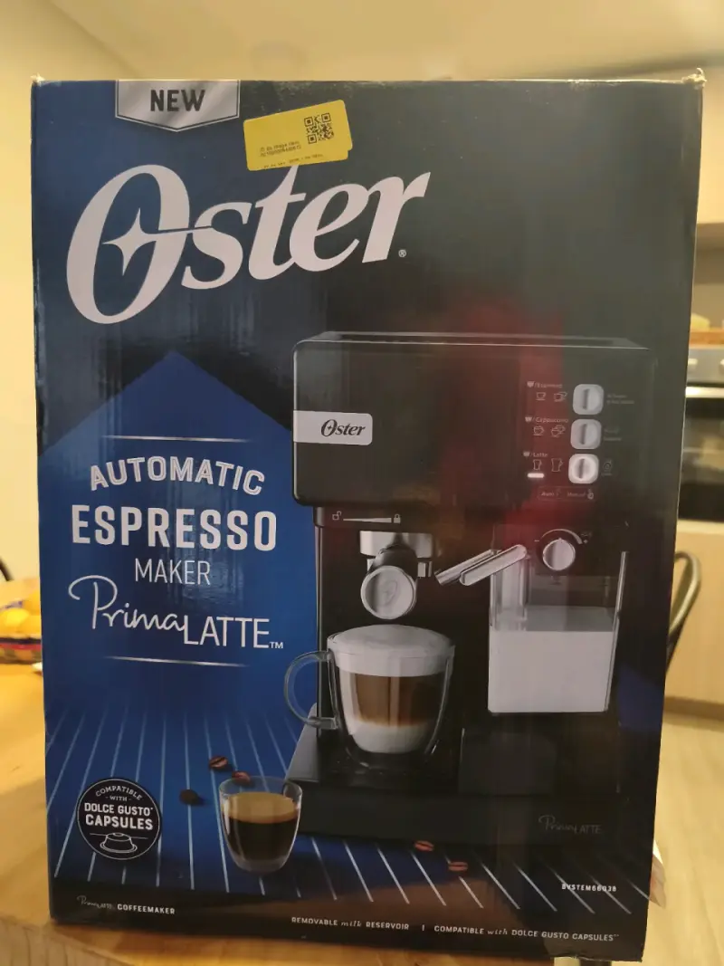 Cafetera Automática Espresso Oster PrimaLatte Negra - 2