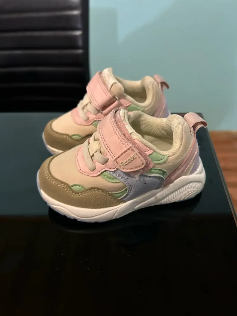 Zapatillas bebé niña - 1