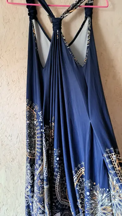 Vestido largo bohemio azul con estampado floral - miniatura 3