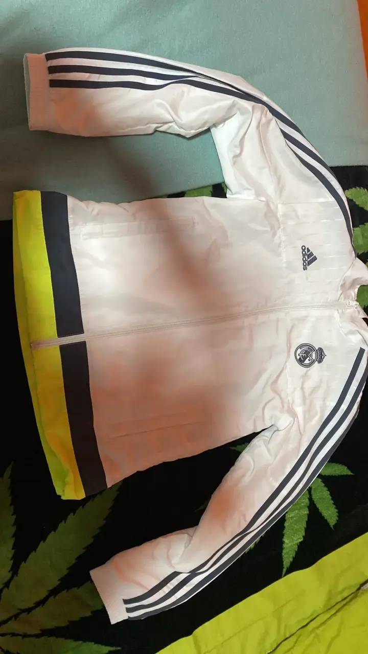 Conjunto deportivo Adidas Real Madrid blanco y gri - 1