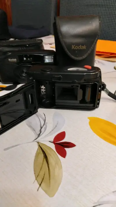 Cámara analógica Minolta Memory Maker vintage - miniatura 4