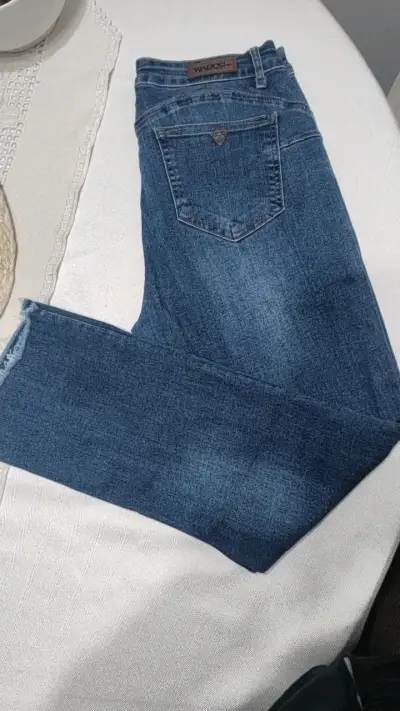 Jeans de mezclilla azul para mujer Wados - miniatura 1