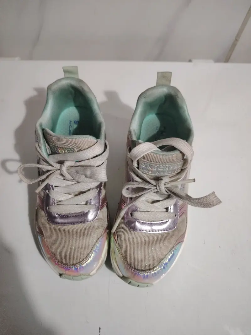 Zapatillas Skechers para niños con diseño i - 3