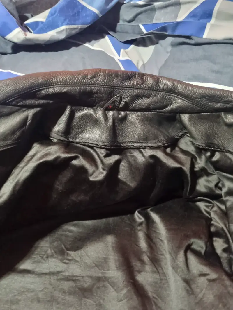 Chaqueta de cuero negra para hombre - 2