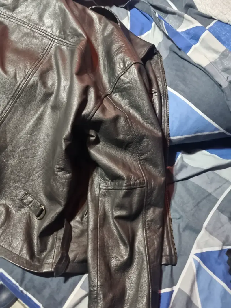 Chaqueta de cuero negra para hombre - 4