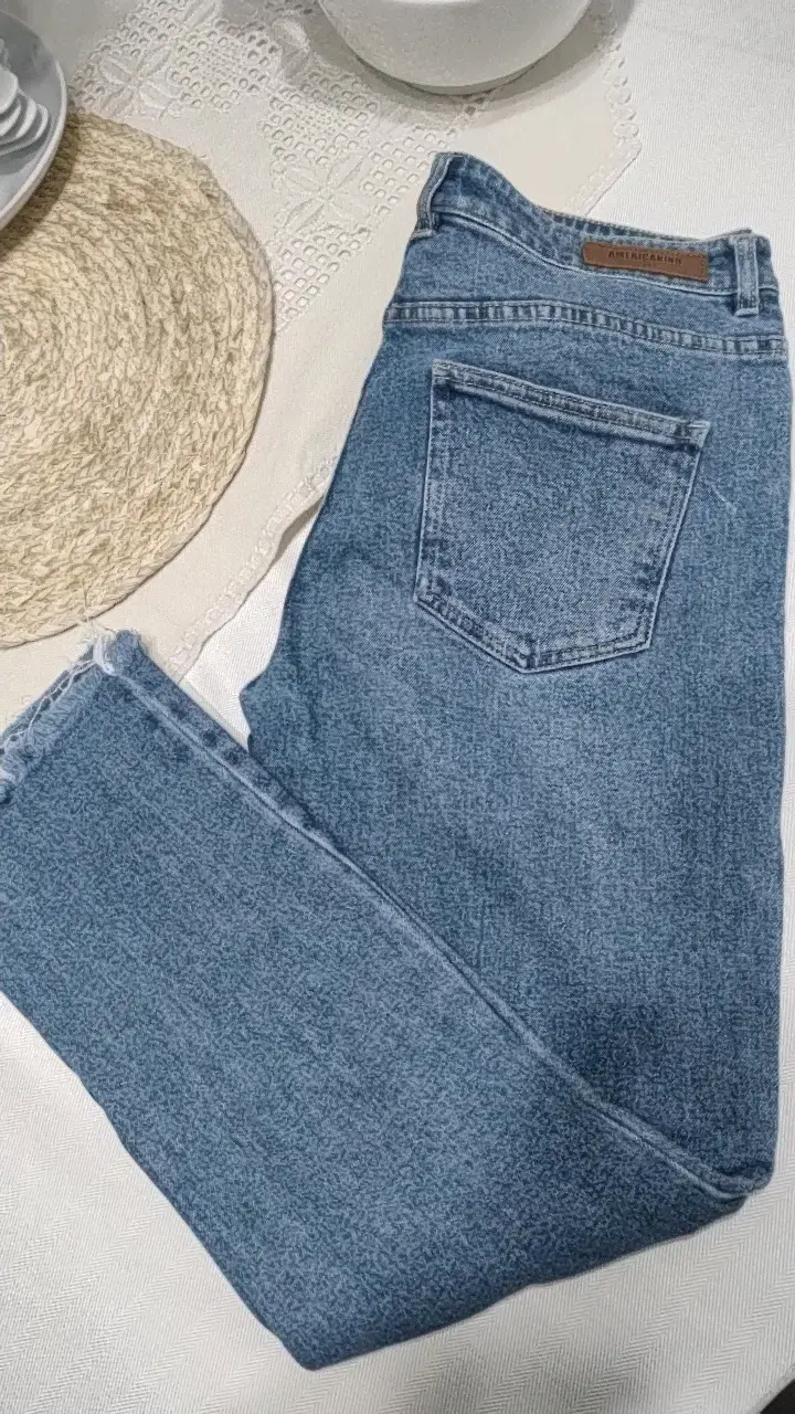 Jeans rasgados azul claro para mujer - 1