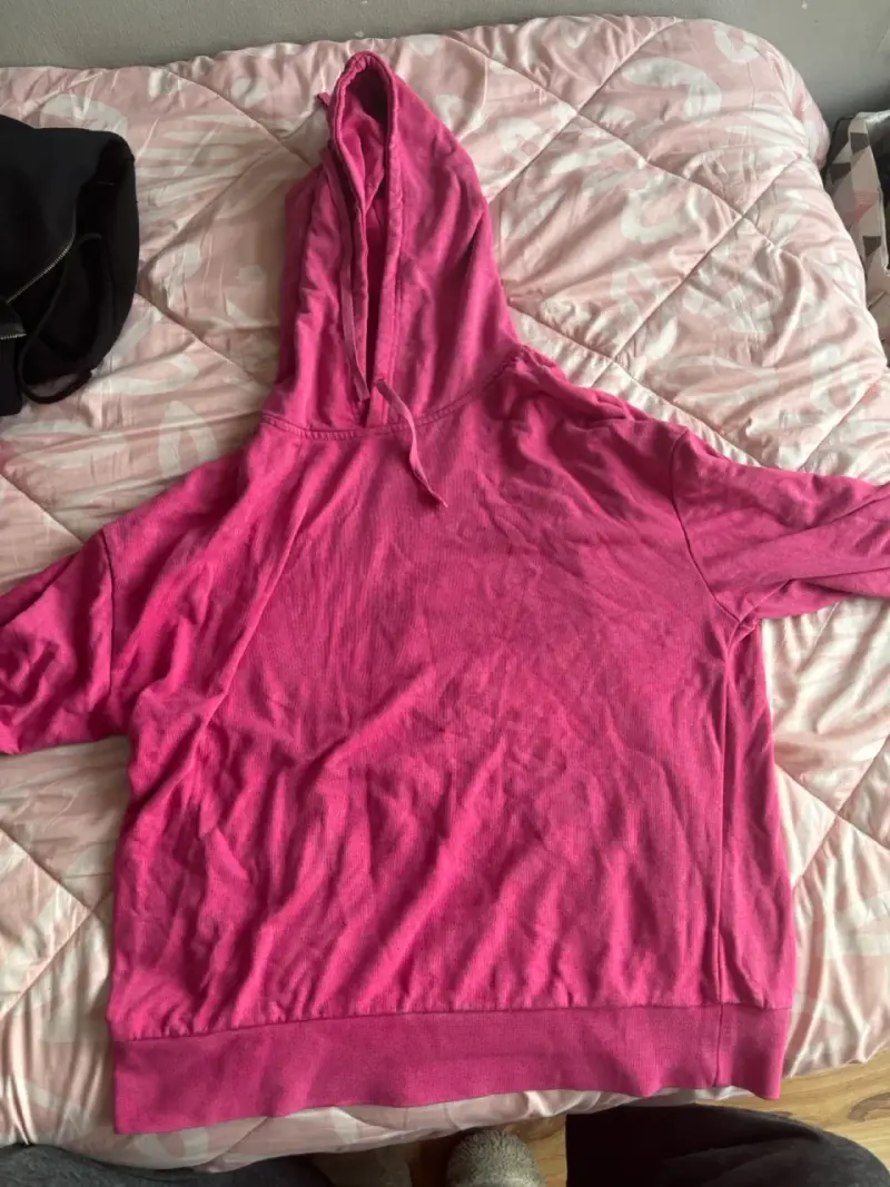 Clóset, Sale de Chaqueta y poleron - 3