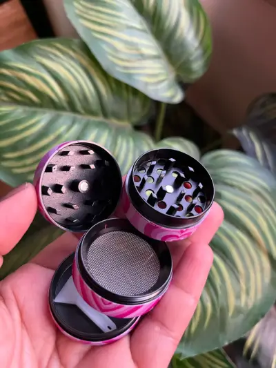 Moledor, molinillo, Grinder diseño de corazones - miniatura 5