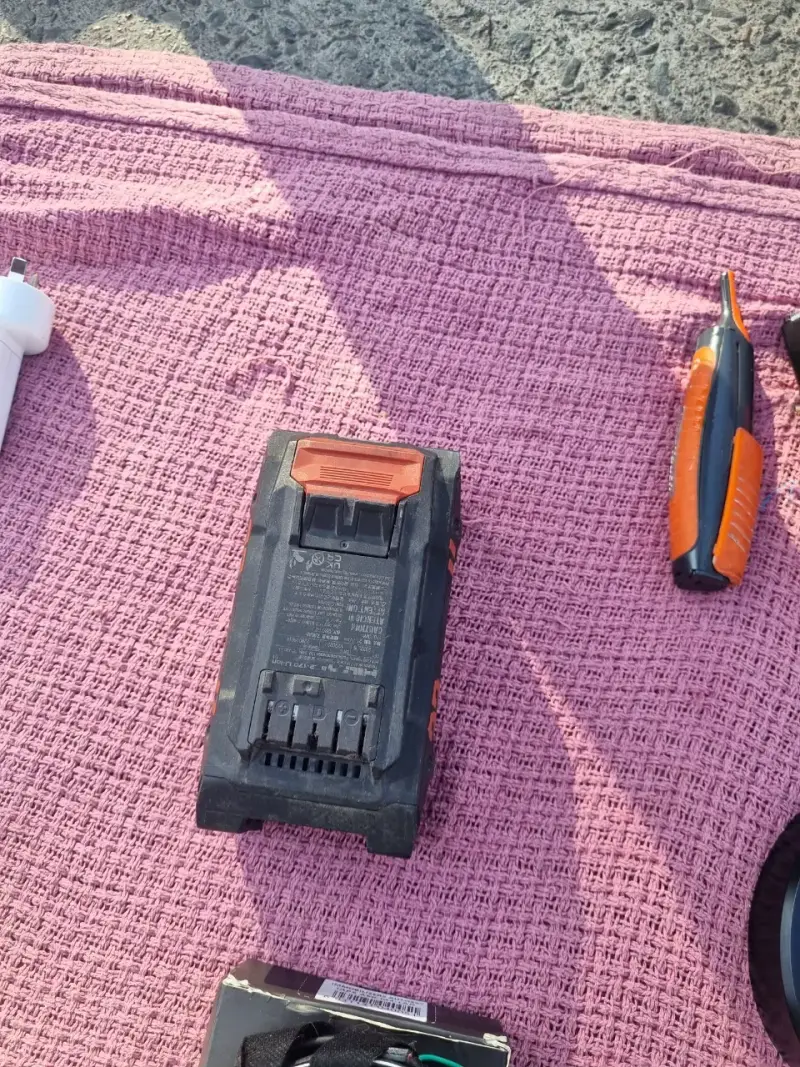 Batería recargable para herramientas eléctricas