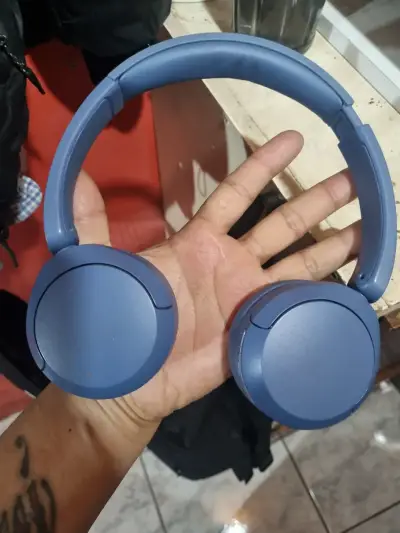 Auriculares inalámbricos Sony azul con control de volumen - miniatura 2