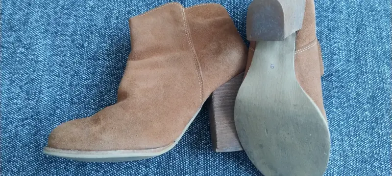 Botines de gamuza Basement color camel - 4