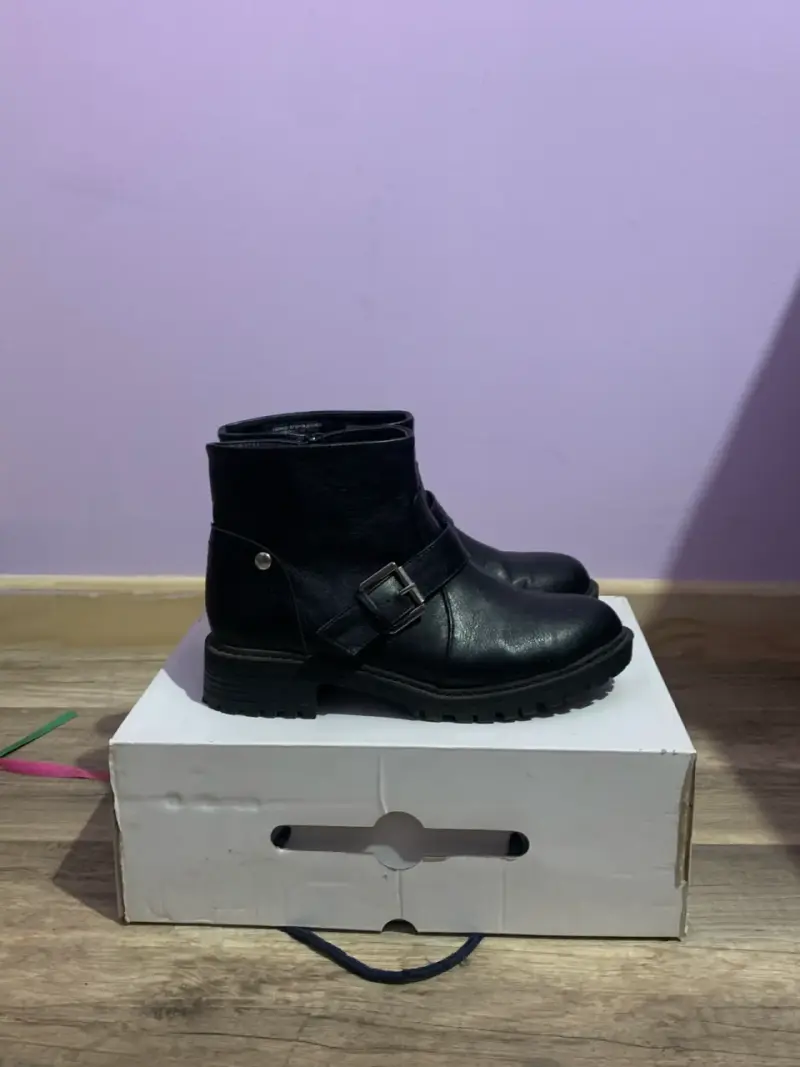 Botines con hebilla de mujer - 1