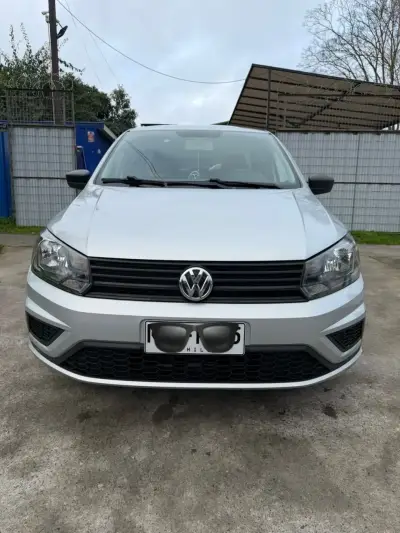 Auto Volkswagen Voyage - miniatura 1