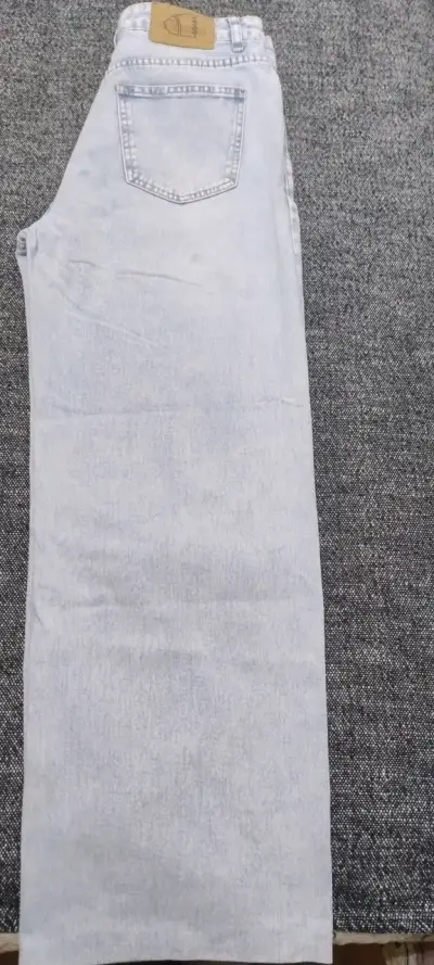 Jeans Americanino claros con diseño desgastado - miniatura 2