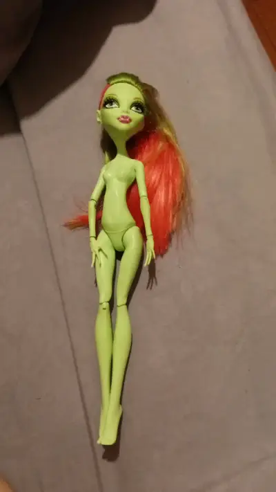 Muñeca monster high (Venus) - miniatura 1
