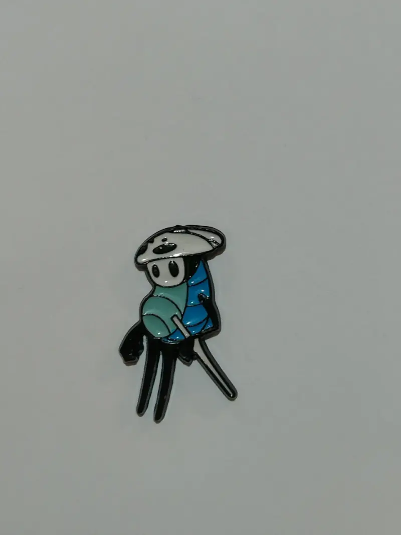 Pin de personaje con diseño único