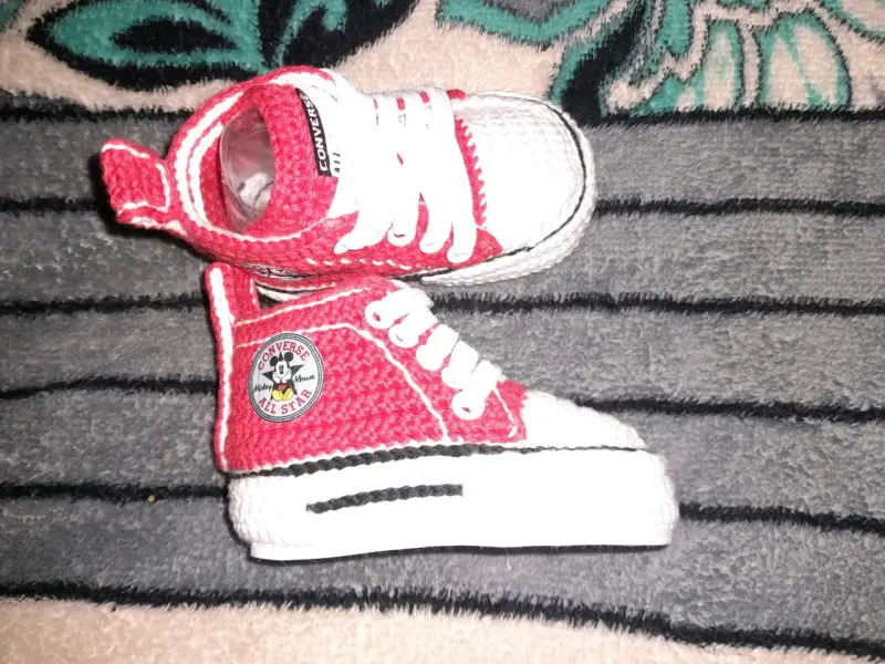 Zapatillas tejidas para bebé Converse rojas - 5