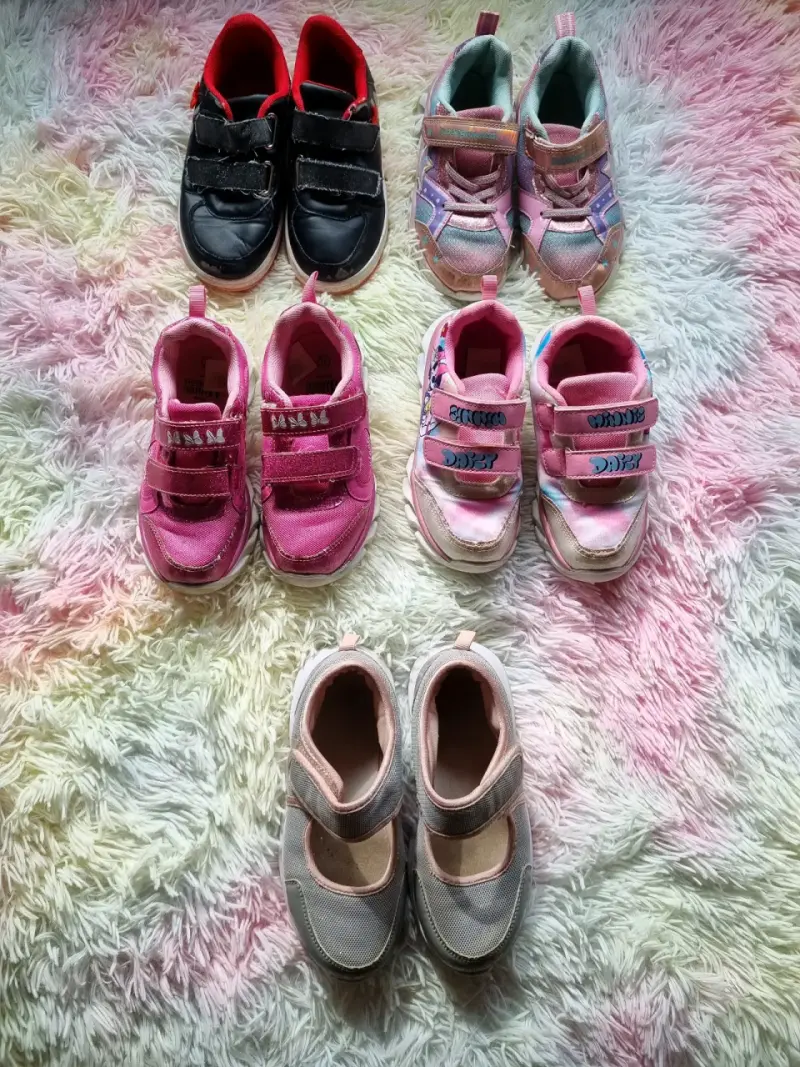 Pack de pantuflas y zapatillas para niños - 3