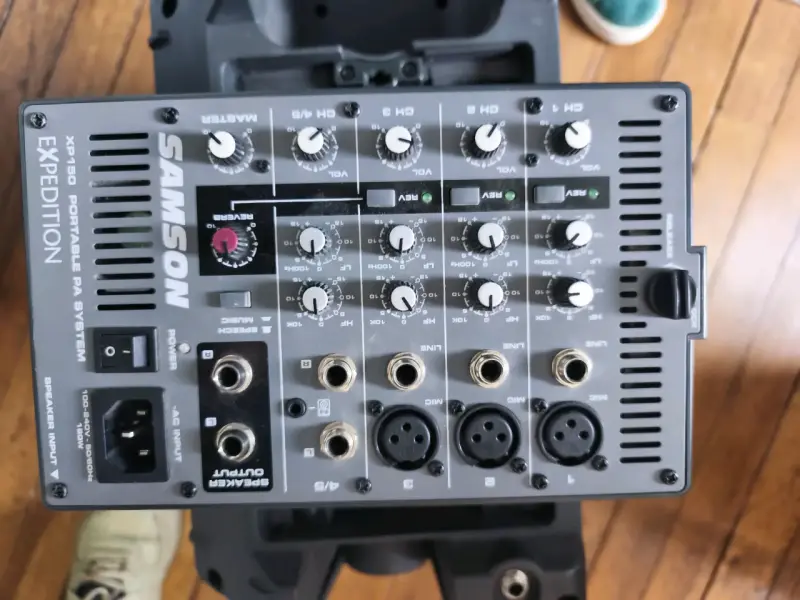 Sistema de sonido portátil Samson Expedition XP150 - 3