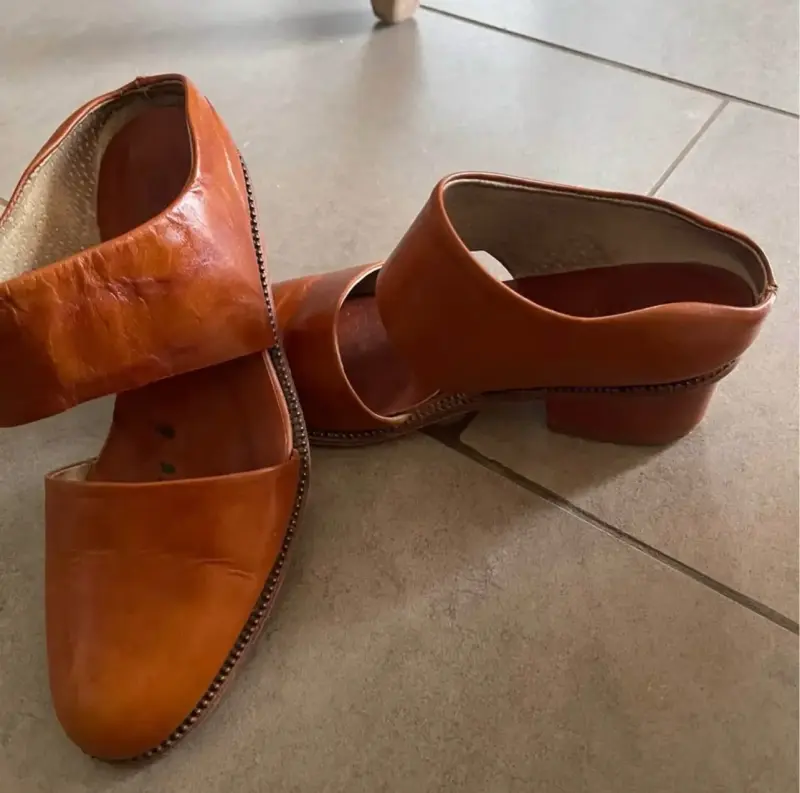 Zapatos de cuero marrón para mujer (Bestias) - 2