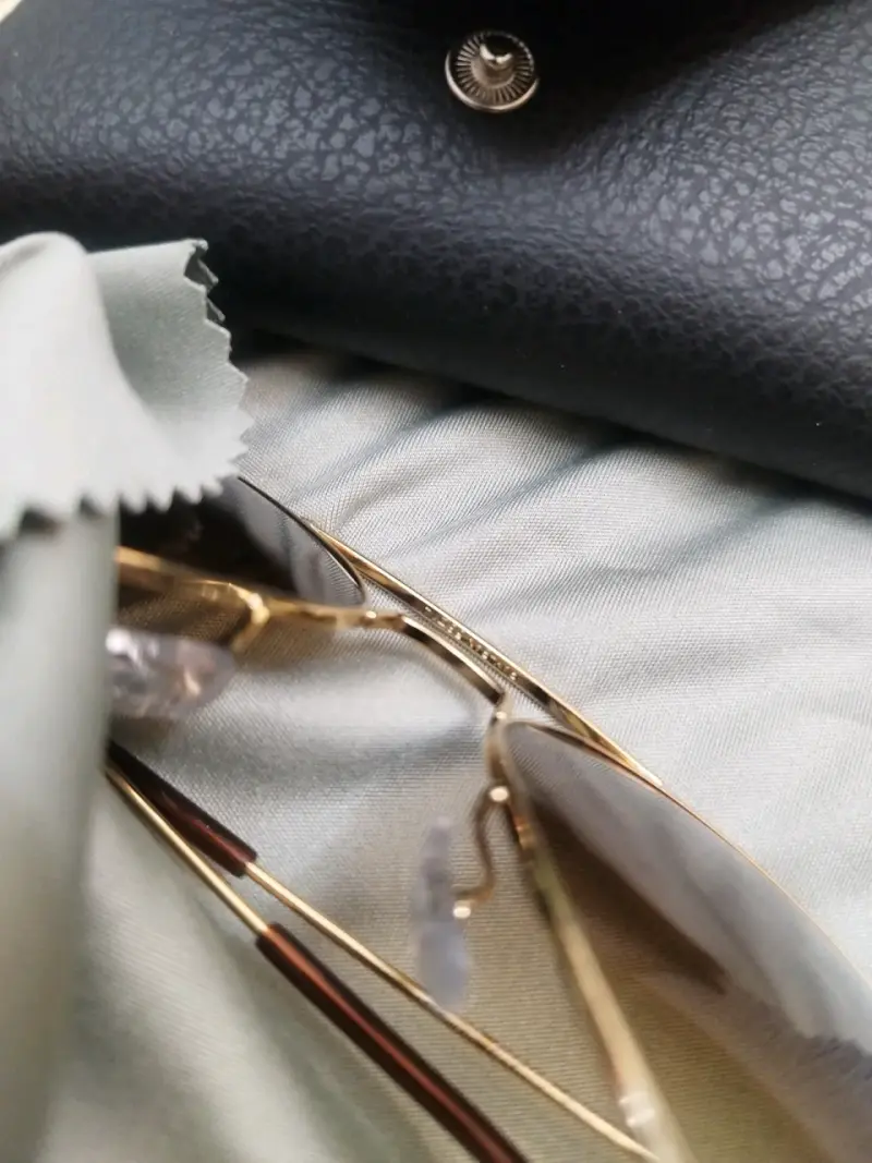 Gafas de sol doradas con estuche/Rayban aviator - 1