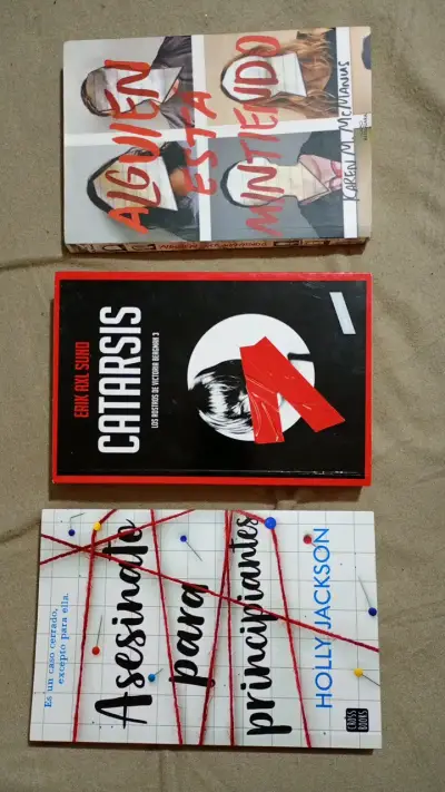 Lote de libros variados  PRECIO CONVERSABLE - miniatura 3