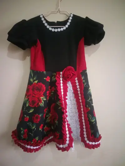 Vestido de Huasa talla 4/6 - miniatura 1