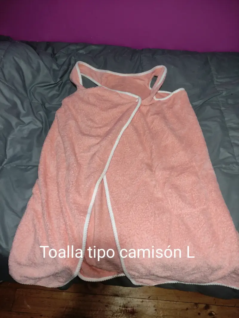 Toalla tipo camisón color rosa
