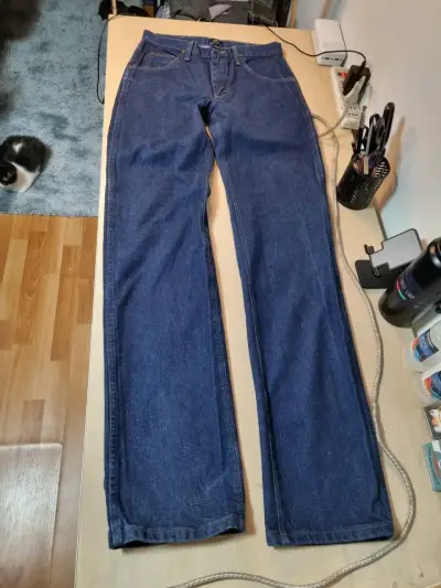 Jeans Wrangler clásicos azul oscuro W29 L36 - miniatura 2