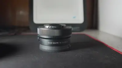 Lente Sony E 16-50mm OSS II para cámaras - miniatura 2