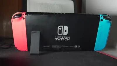 Nintendo Switch V2 Con juegos digitales - miniatura 2