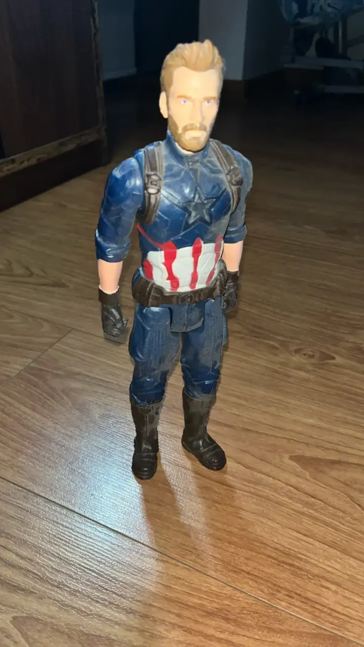 Figura de acción Capitán América