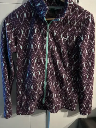 Chaqueta acolchada de mujer y vestidos - miniatura 6