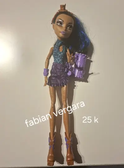 Muñeca Monster High con accesorios - miniatura 4