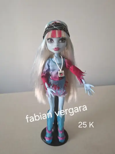 Muñeca Monster High con accesorios - miniatura 6