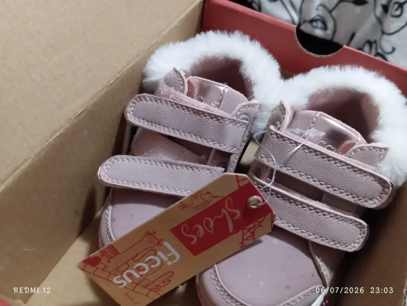 Zapatos de bebé malva con forro de peluche - 1