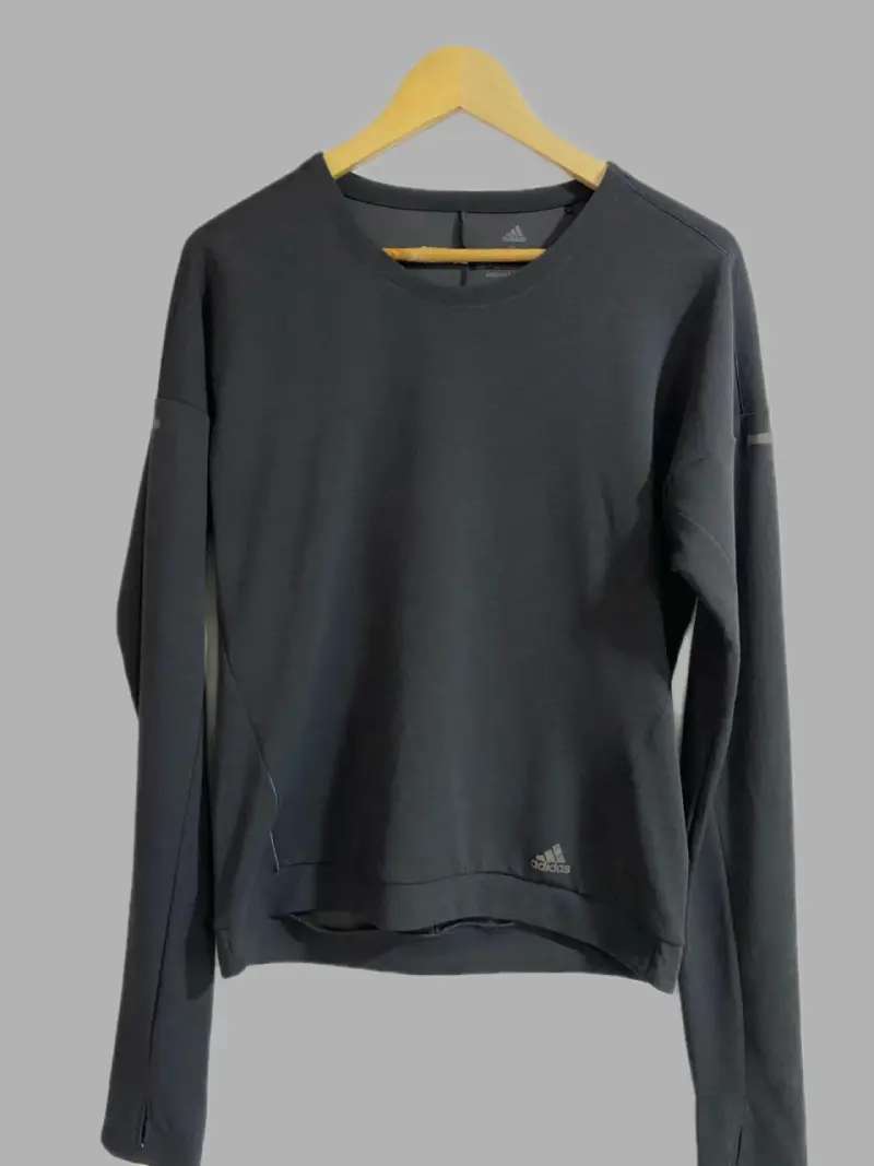 Polera deportiva negra Adidas para mujer - 3