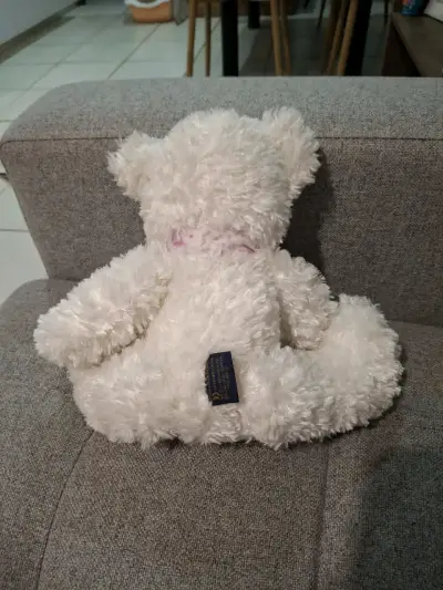 Osito de peluche blanco con lazo decorativo - miniatura 2