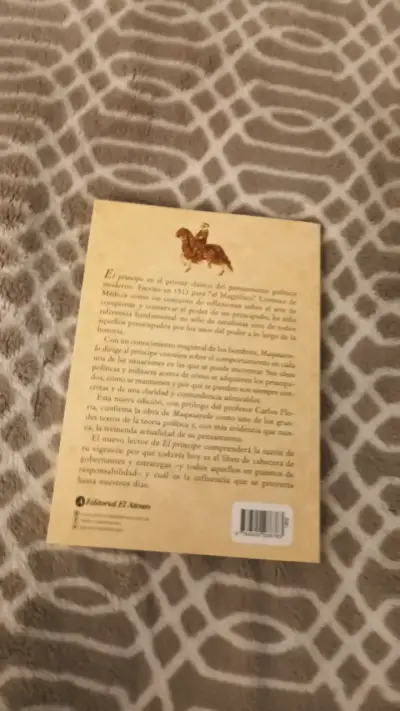 Libro 'El Príncipe' de Nicolás Maquiavelo - miniatura 2