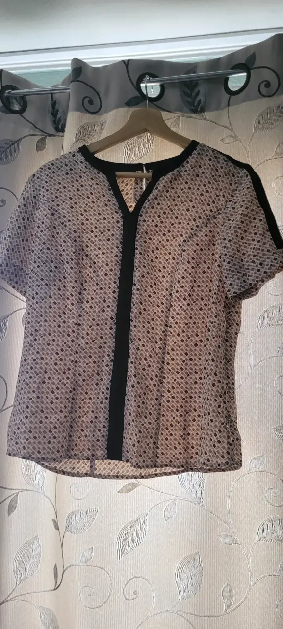 Blusa de mujer con diseño de lunares Berkovich - 4