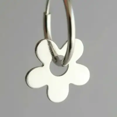 Aros De Plata 925 Modelo Argolla Con Flor 15 Mm - miniatura 3