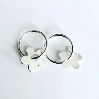 Aros De Plata 925 Modelo Argolla Con Flor 15 Mm - miniatura 4