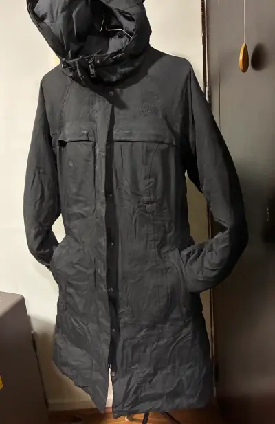 Parka negra The North Face talla SP  impermeable - miniatura 1