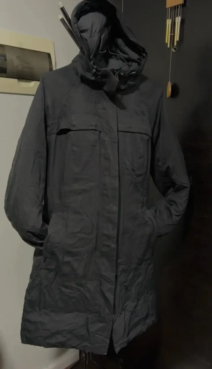 Parka negra The North Face talla SP impermeable - 3
