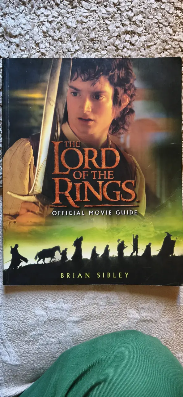 Guía Oficial de la Película El Señor de los Anillo - 1